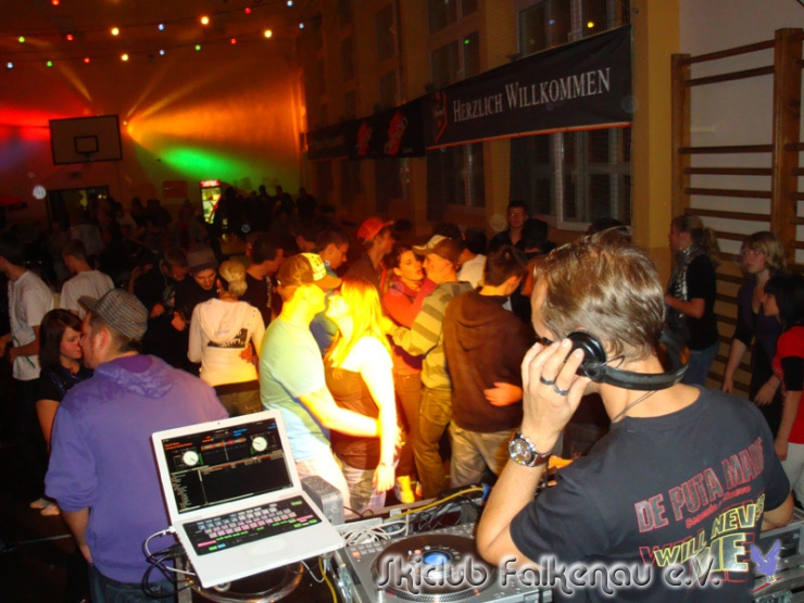 Skifeuer09_