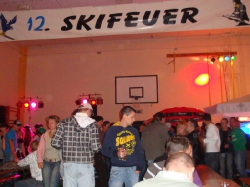 Skifeuer09_